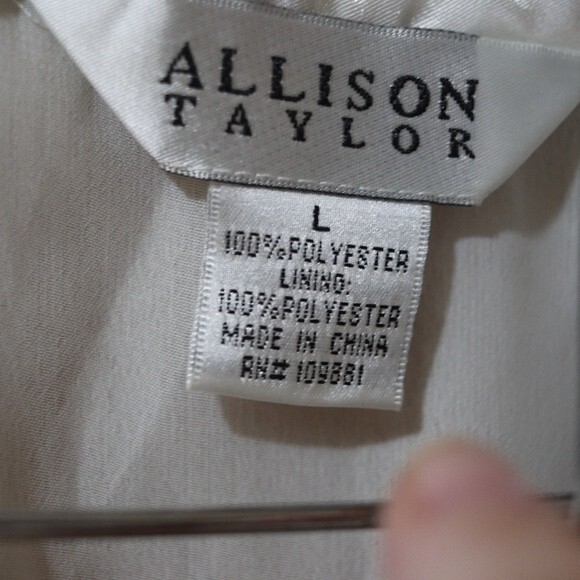 Allison Taylor White Sleeveless Big Floppy Bow Pleated Yoke Top NWT LG - Picture 10 of 12